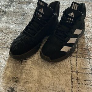 Adidas Men's Black Basketball Shoes